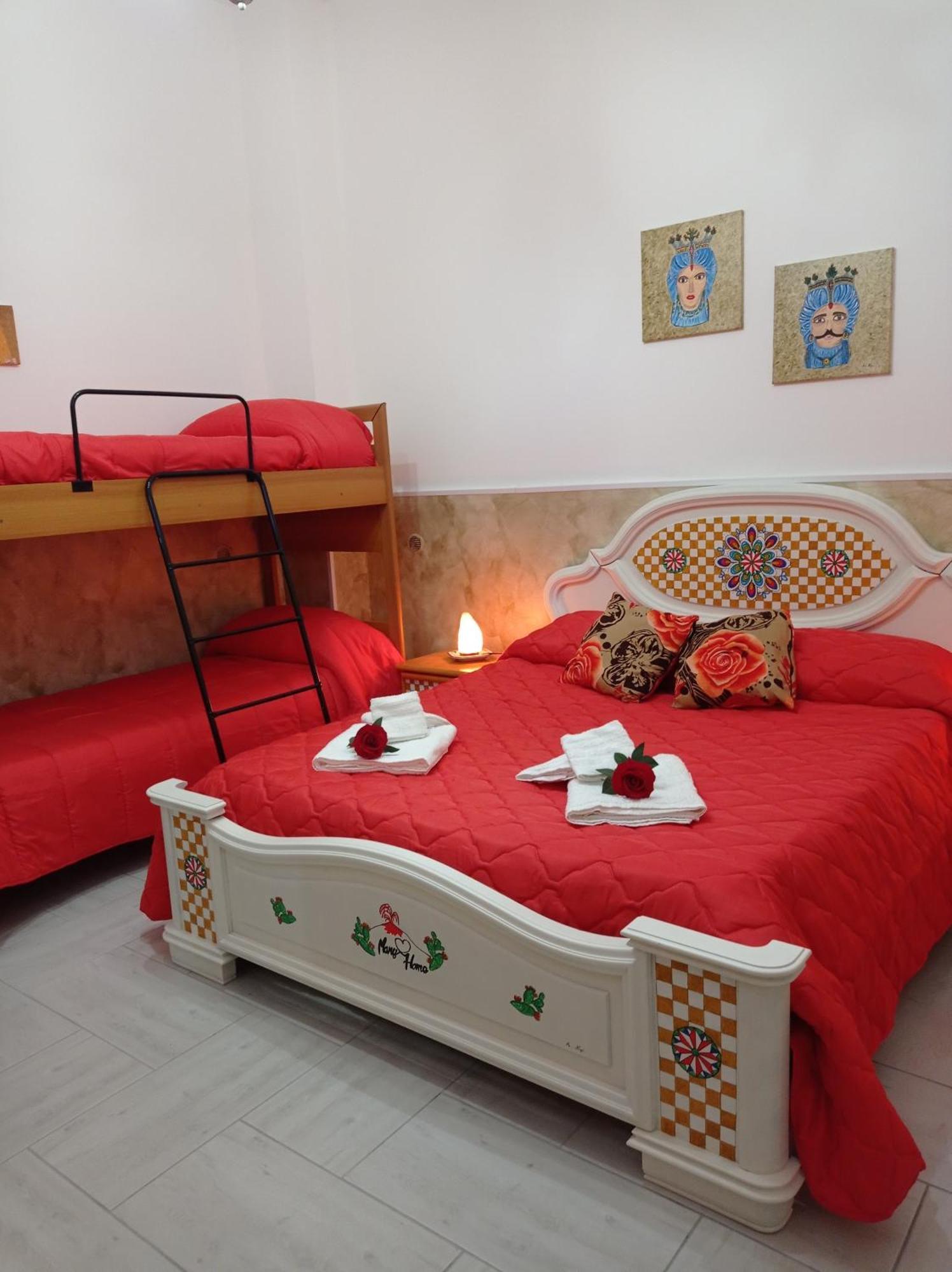 Mary Home - Casa Vacanza Taormina Pokój zdjęcie